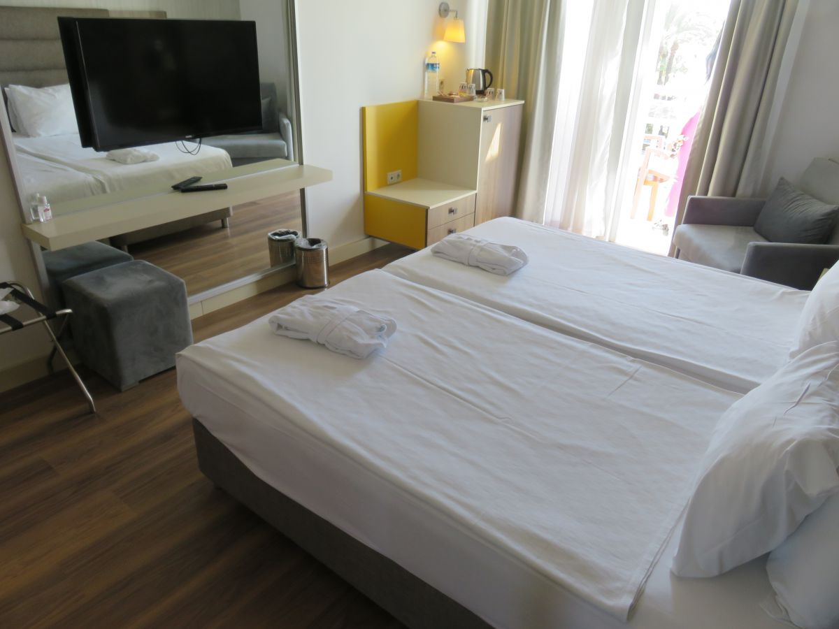 imagini hotel SEVEN SEAS BLUE SIDE